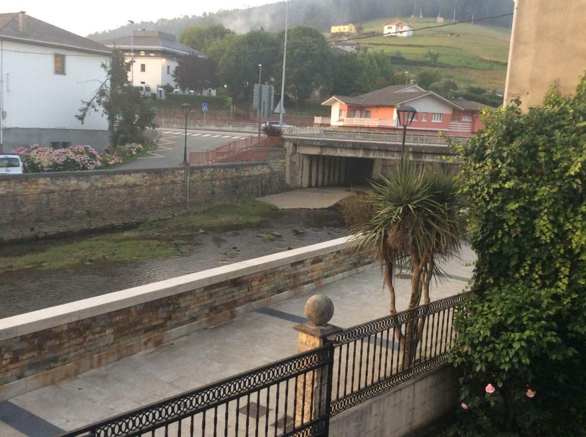 Hotel La Bilbaina De Vegadeo Eksteriør bilde